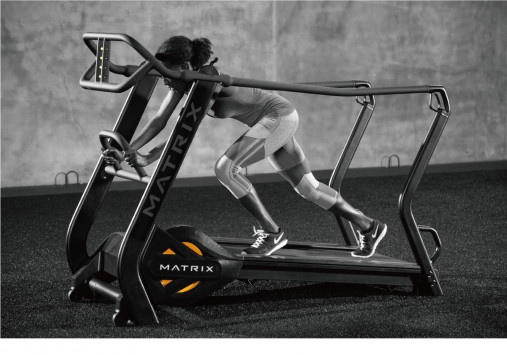 Беговой тренажер Matrix S-Drive с целевой консолью Power