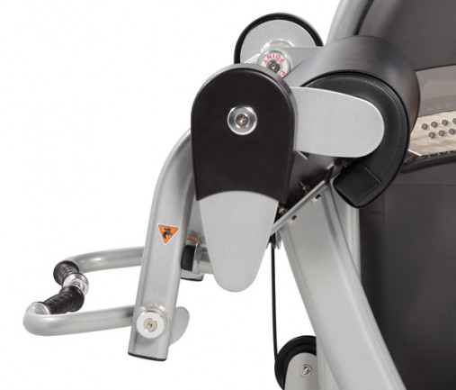 Бицепс сидя HOIST CL-3102 серебристый/черный