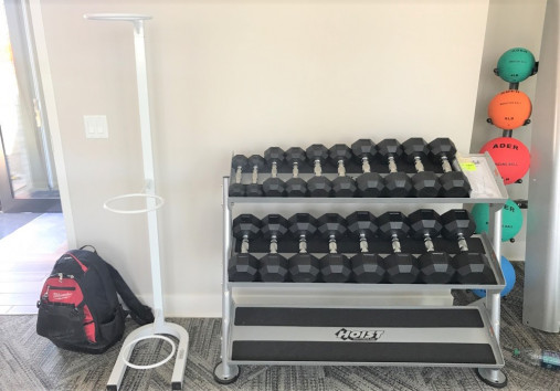 Горизонтальная подставка под гантели Hoist HF-5461-36 (ширина: 110 см)