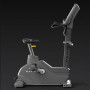 Вертикальный велотренажер Matrix Endurance. Консоль Touch Base