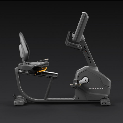 Горизонтальный велотренажер Matrix Endurance. Консоль Touch